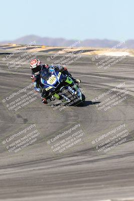 media/Dec-07-2025-CVMA (Sun) [[3e7d2de5dc]]/Race 6-The Shootout/